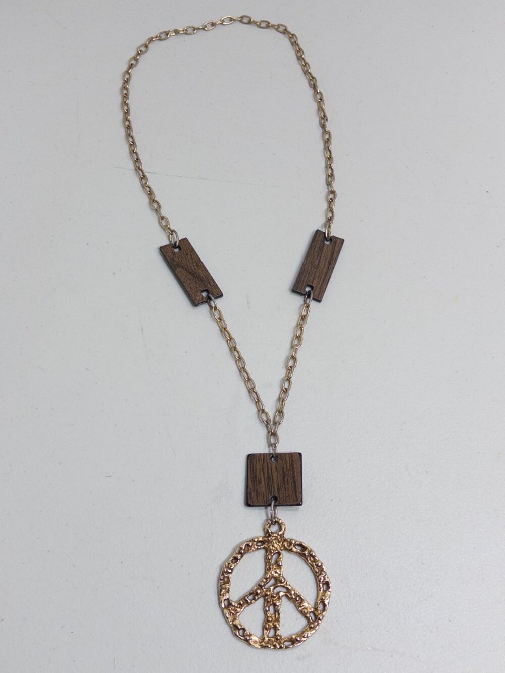 Vintage 1970s Brutalist Peace Sign Pendant Necklace Wood Links
